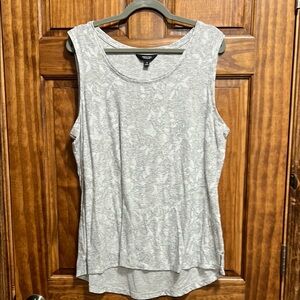 Simply Vera Vera Wang Gray Floral Tank Top